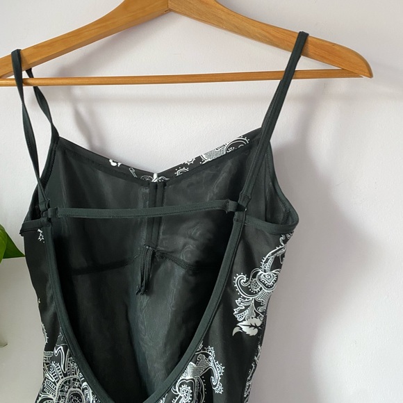 Lululemon bodysuit - Picture 3 of 3